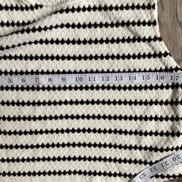 2pc. Knit set - Picture 4 of 13